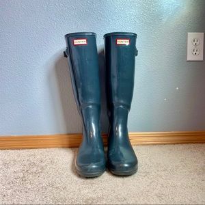 Hunter Tall Women’s Dark Grey Rain Boots Size 8